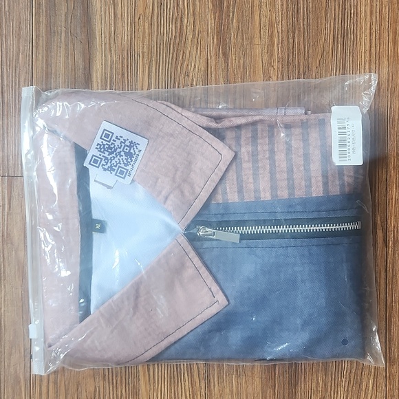 New Men's Graphic Block Design Fashion Long Sleeve T-Shirt - Picture 2 of 3